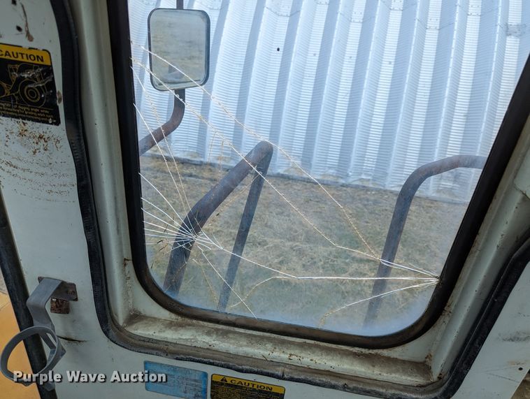 image for item LM9819 1993 Hyundai HL17  wheel loader