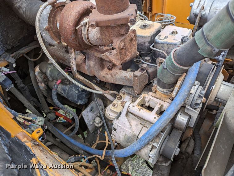 image for item LM9819 1993 Hyundai HL17  wheel loader