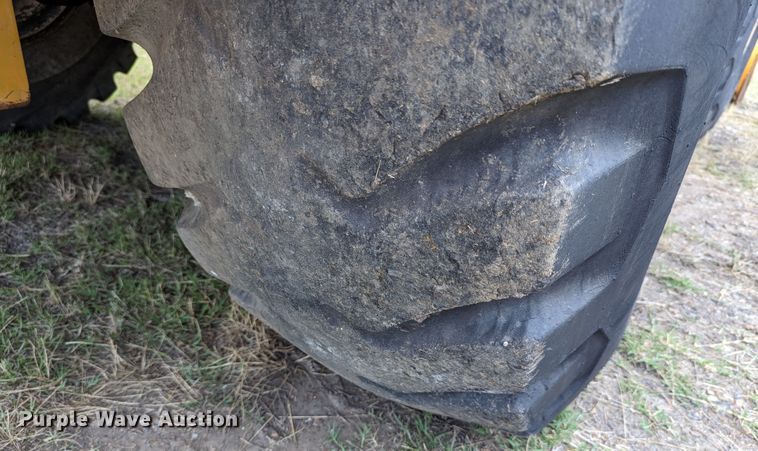 image for item LM9819 1993 Hyundai HL17  wheel loader