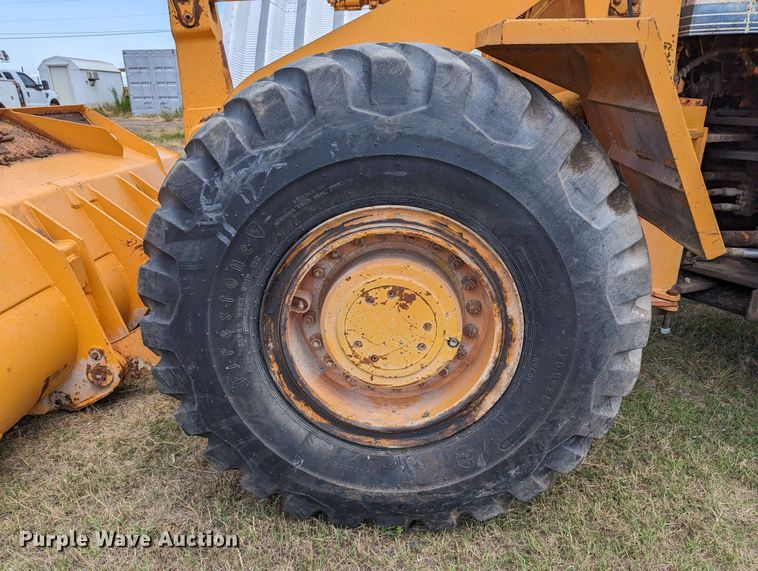 image for item LM9819 1993 Hyundai HL17  wheel loader