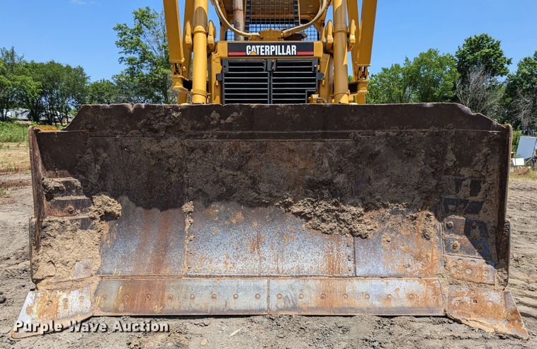 image for item LM9820 1993 Caterpillar D6H XL Series II  dozer