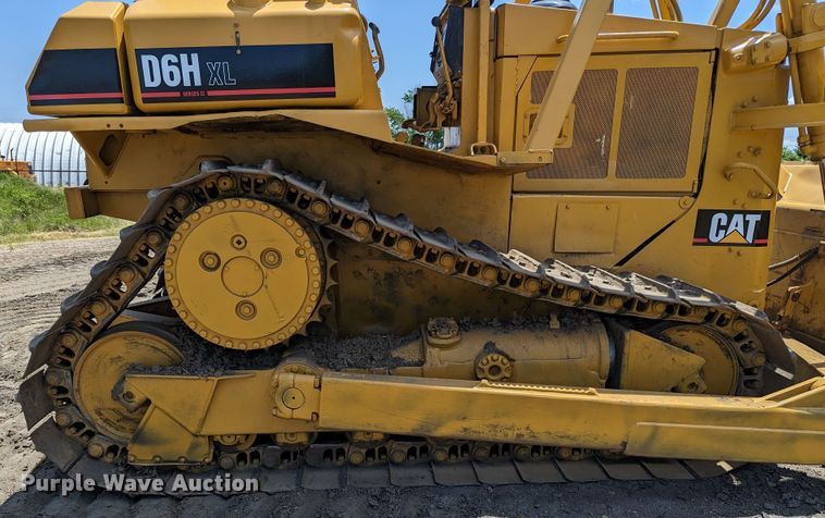 image for item LM9820 1993 Caterpillar D6H XL Series II  dozer