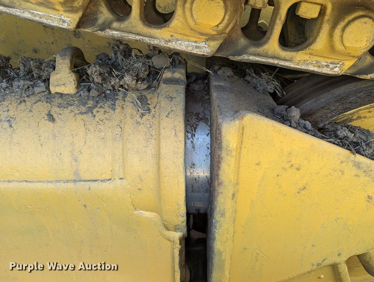 image for item LM9820 1993 Caterpillar D6H XL Series II  dozer