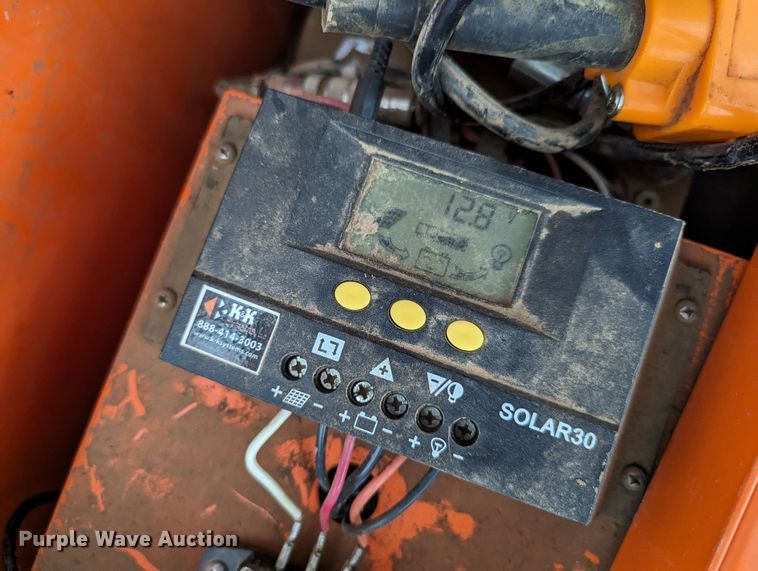 image for item LM9830 2018 K&K Systems MB14281  message board trailer