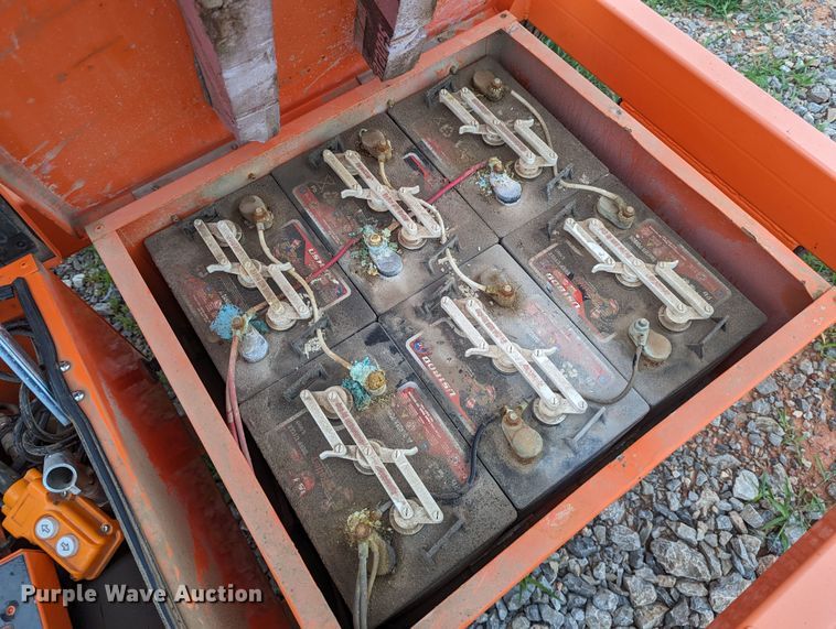 image for item LM9830 2018 K&K Systems MB14281  message board trailer