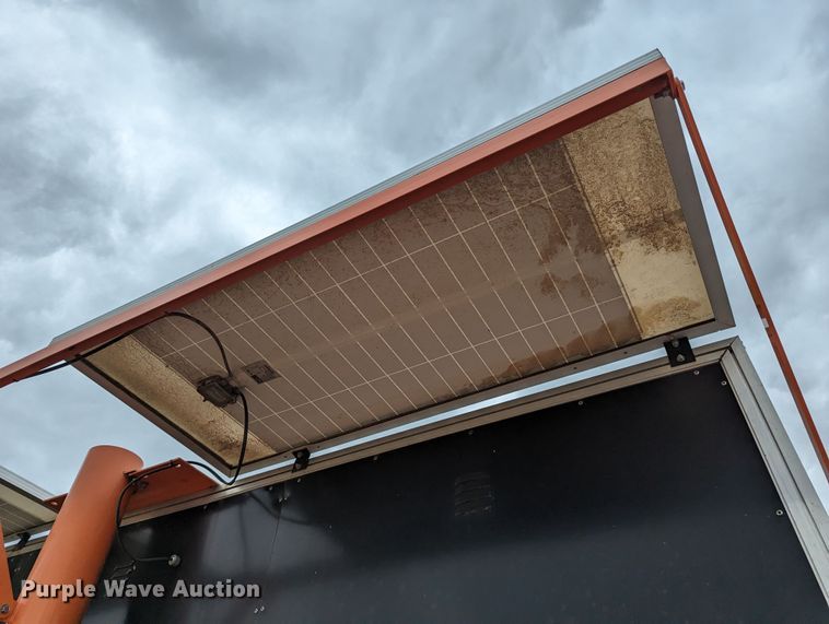 image for item LM9830 2018 K&K Systems MB14281  message board trailer