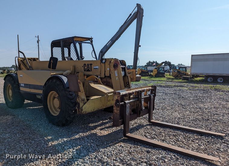 image for item LM9831 2000 Caterpillar TH103  telehandler