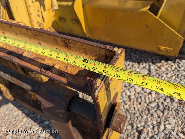 image for item LM9831 2000 Caterpillar TH103  telehandler