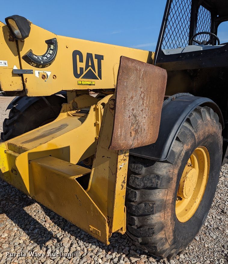 image for item LM9831 2000 Caterpillar TH103  telehandler