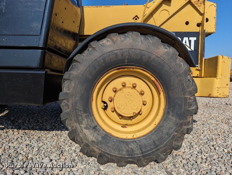 image for item LM9831 2000 Caterpillar TH103  telehandler