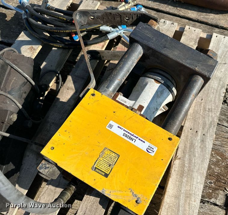 image for item LN9265 Coll-O-Crimp T-400  hose crimper