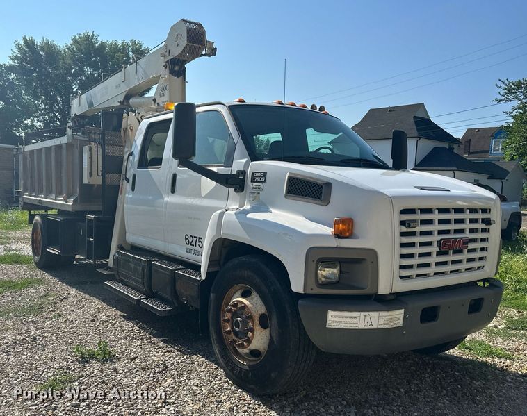 image for item LN9272 2009 GMC C7500  Crew Cab crane truck