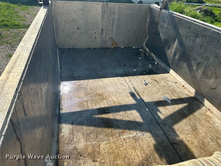 image for item LN9272 2009 GMC C7500  Crew Cab crane truck