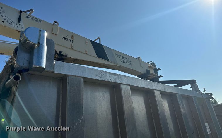 image for item LN9272 2009 GMC C7500  Crew Cab crane truck