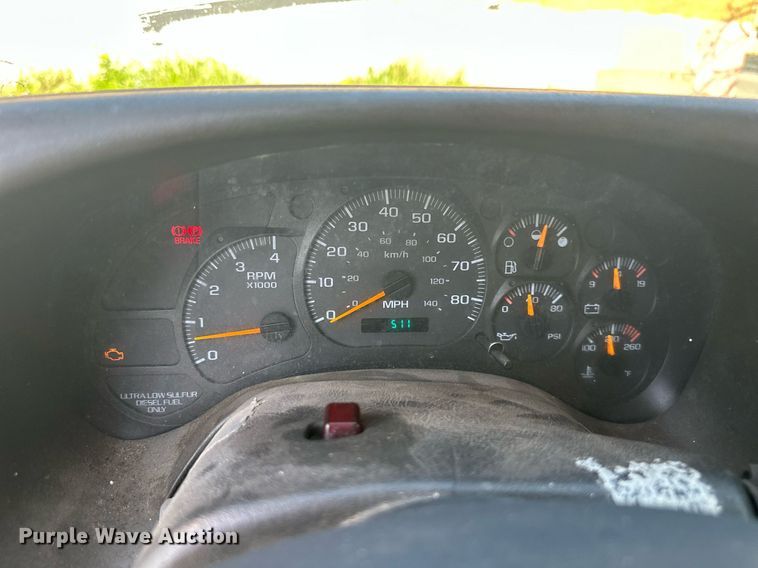 image for item LN9272 2009 GMC C7500  Crew Cab crane truck