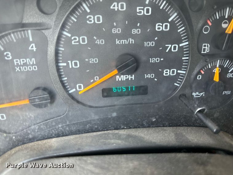 image for item LN9272 2009 GMC C7500  Crew Cab crane truck