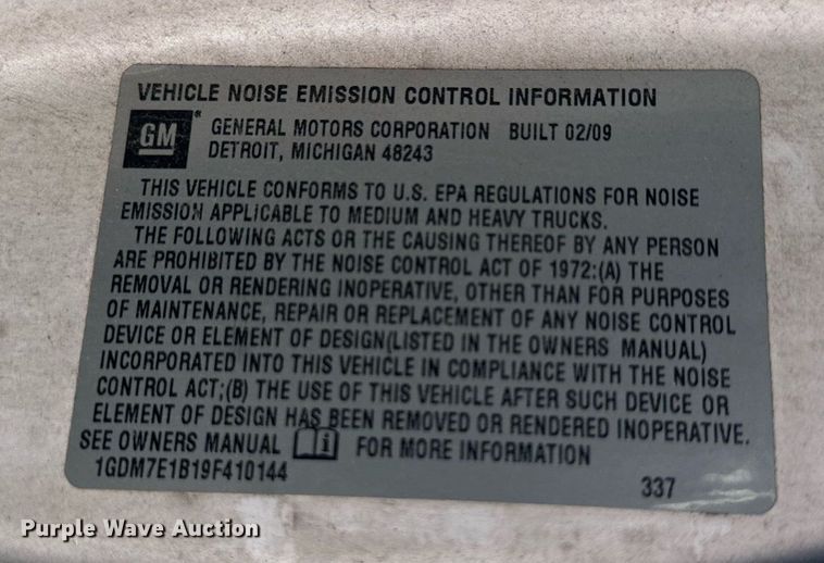 image for item LN9272 2009 GMC C7500  Crew Cab crane truck