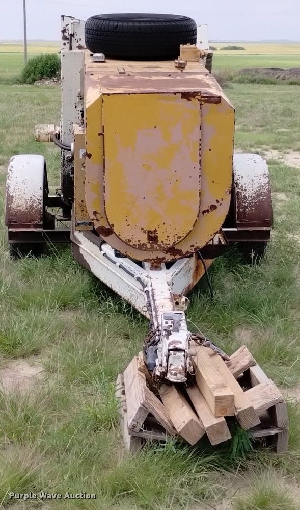 image for item LP9625 Mayco ST30  concrete pump