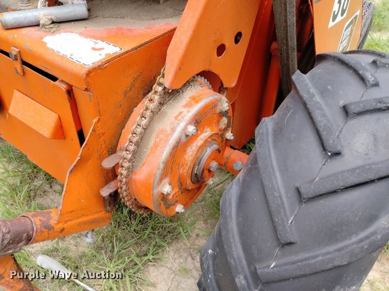 image for item LP9627 Ditch Witch M422  trencher