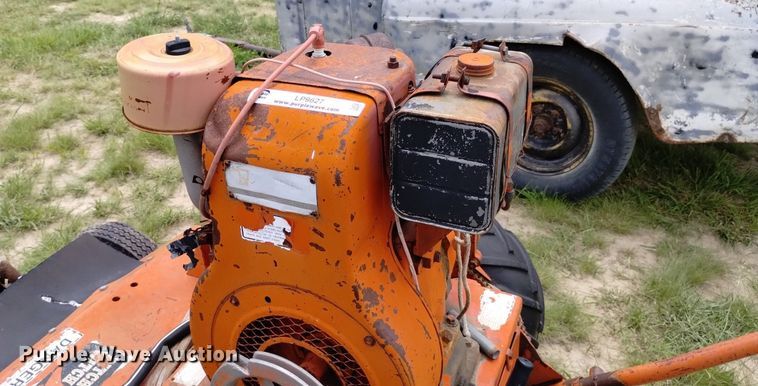 image for item LP9627 Ditch Witch M422  trencher