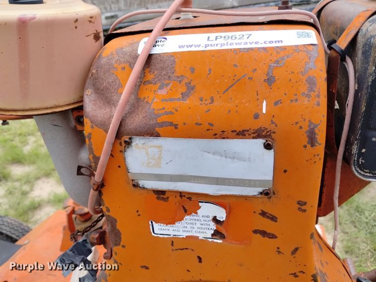 image for item LP9627 Ditch Witch M422  trencher