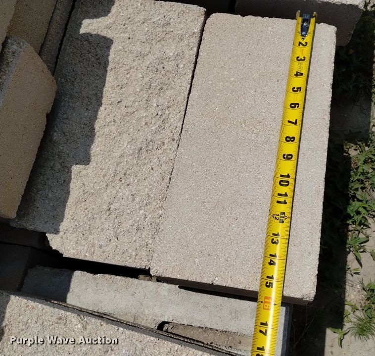 image for item LP9631 (2) pallets of concrete blocks