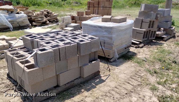 image for item LP9635 (4) pallets of concrete blocks