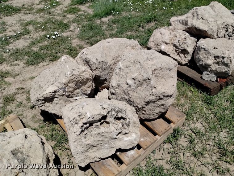 image for item LP9637 (6) pallets of landscape rocks