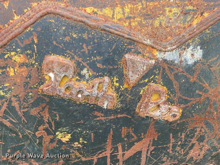 image for item LS9289 Tooth Pro  excavator roller compaction bucket