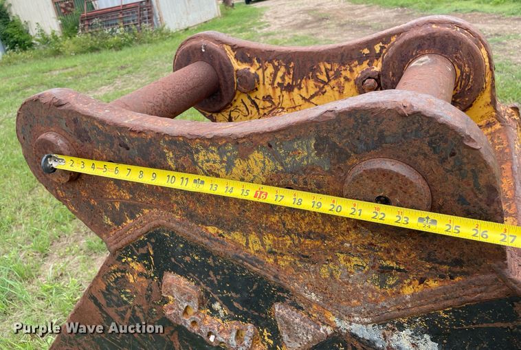 image for item LS9289 Tooth Pro  excavator roller compaction bucket