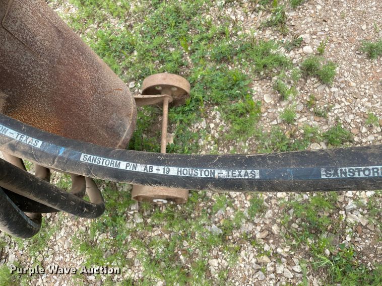 image for item LS9295 Sandstorm  sand blasting pot