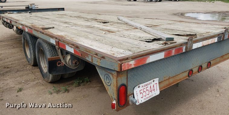 image for item LT9789 2003 Circle D  equipment trailer
