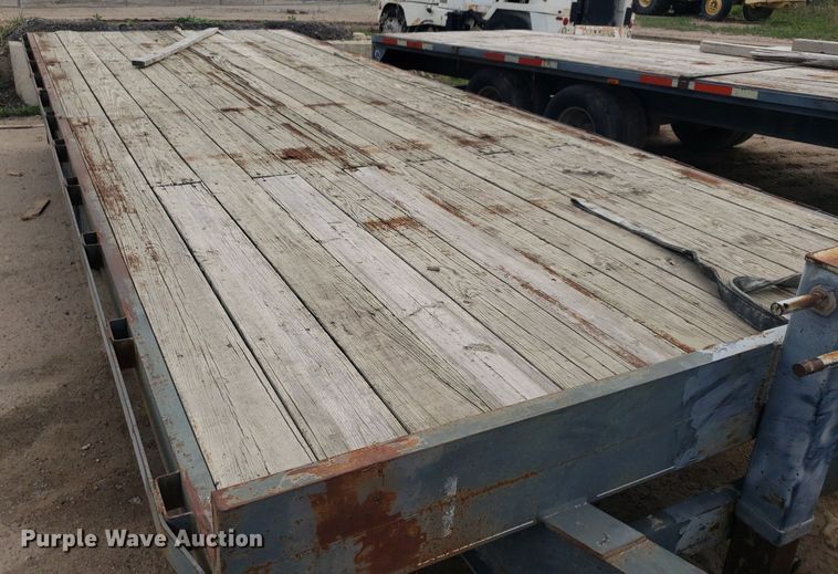 image for item LT9789 2003 Circle D  equipment trailer