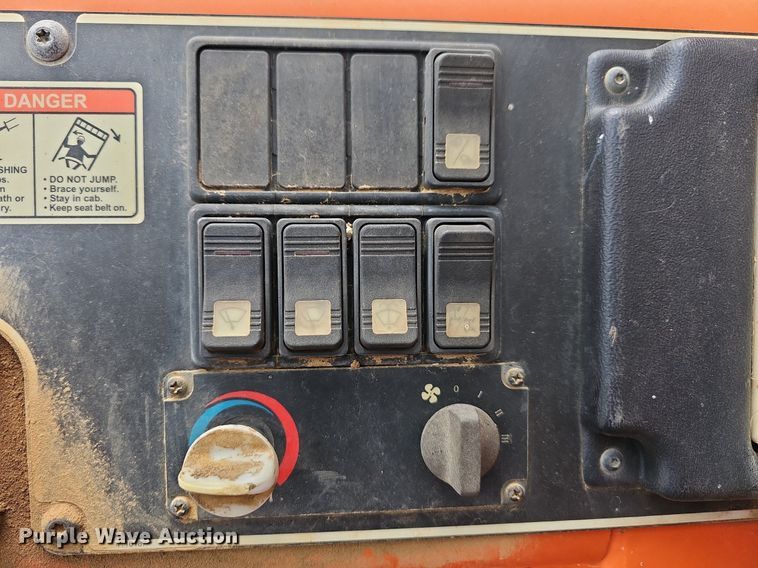 image for item LW9694 2002 SkyTrak 10054  telehandler