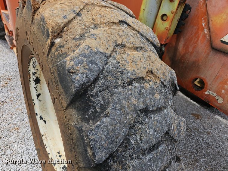 image for item LW9694 2002 SkyTrak 10054  telehandler