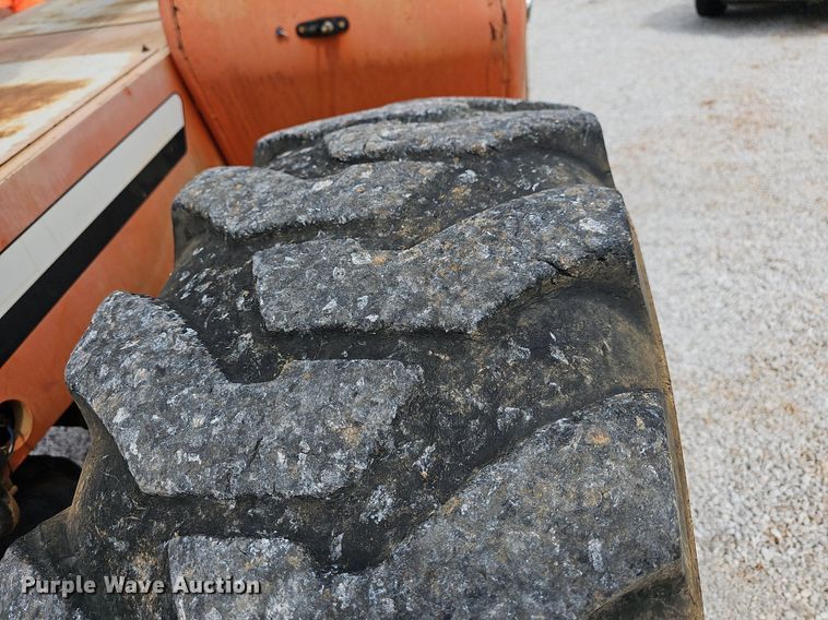 image for item LW9694 2002 SkyTrak 10054  telehandler