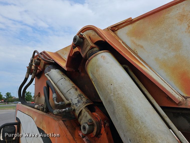 image for item LW9694 2002 SkyTrak 10054  telehandler