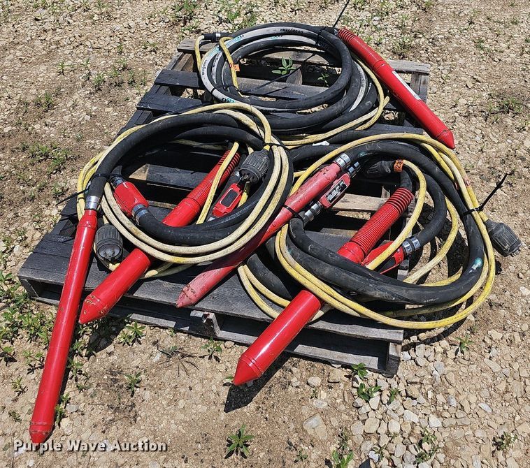 image for item LW9701 (4) Minich SV1-5 concrete vibrator cables