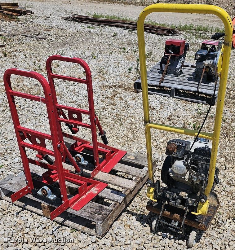 image for item LW9710 ESI EVC60H  plate compactor