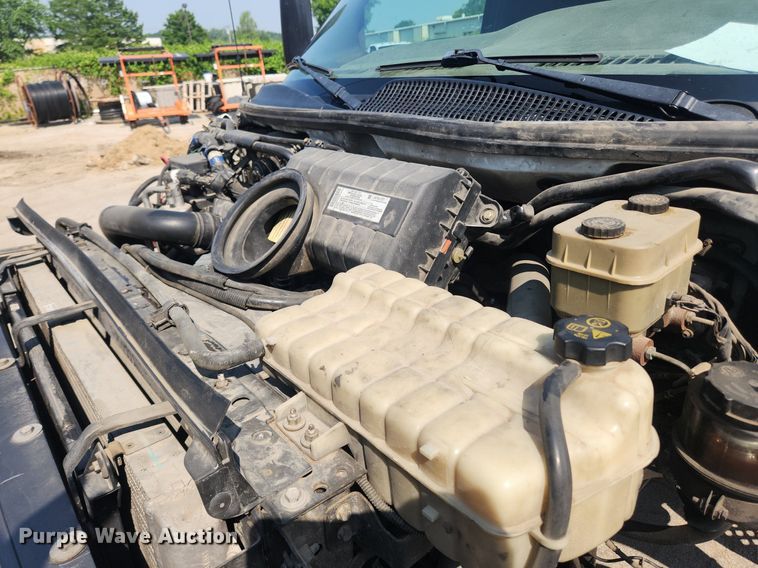 image for item LX9734 2008 Chevrolet C4500  dump truck