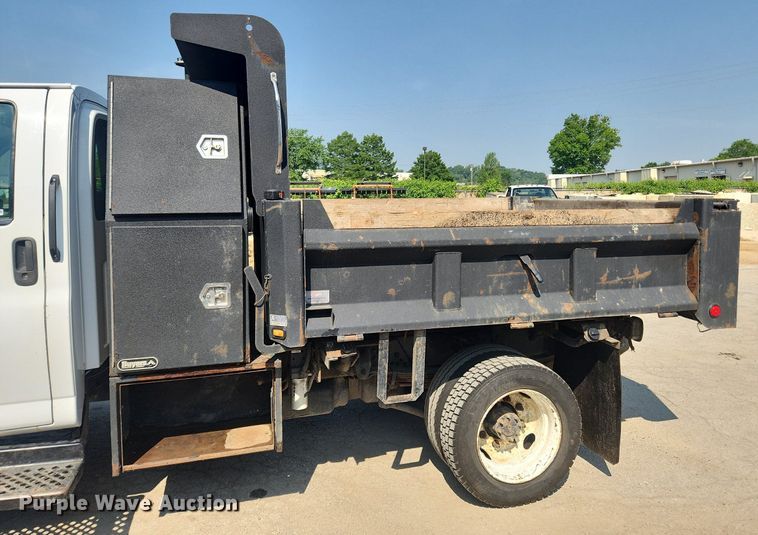 image for item LX9734 2008 Chevrolet C4500  dump truck
