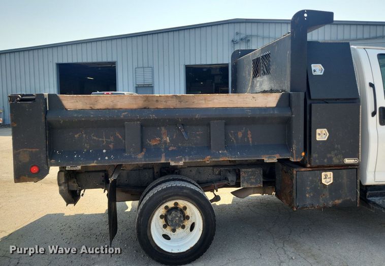 image for item LX9734 2008 Chevrolet C4500  dump truck