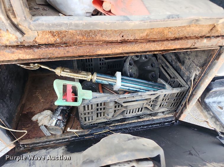 image for item LX9734 2008 Chevrolet C4500  dump truck