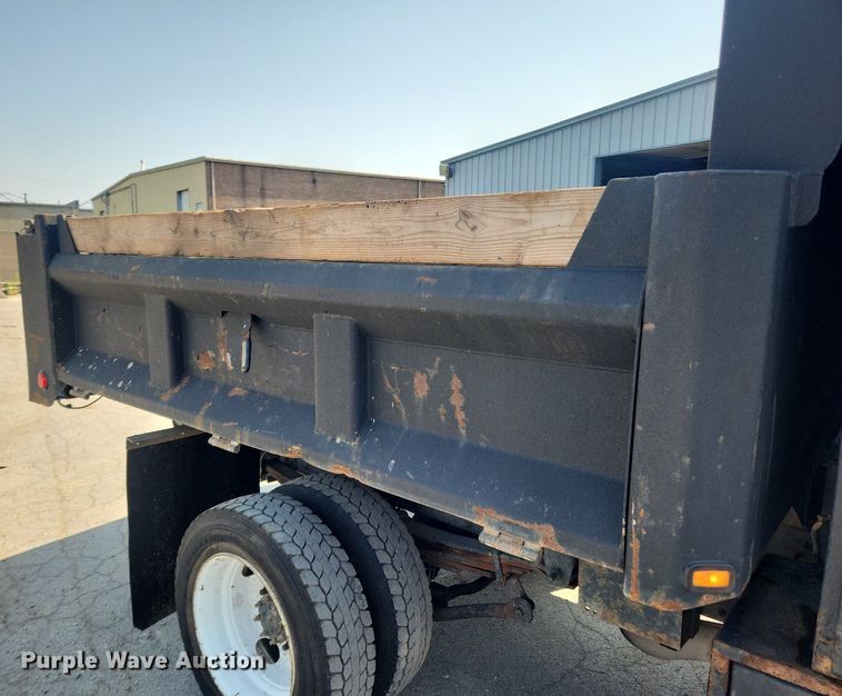 image for item LX9734 2008 Chevrolet C4500  dump truck