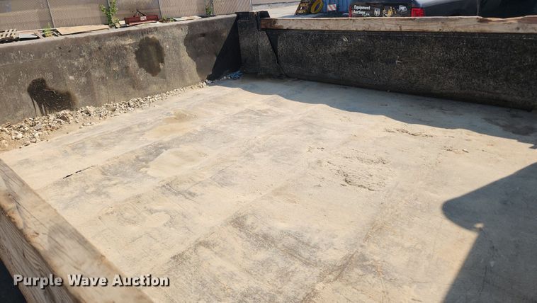 image for item LX9734 2008 Chevrolet C4500  dump truck