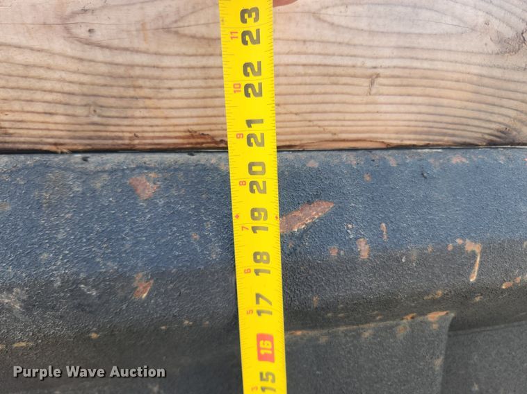 image for item LX9734 2008 Chevrolet C4500  dump truck