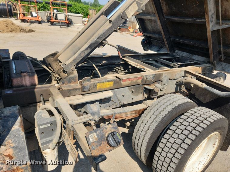 image for item LX9734 2008 Chevrolet C4500  dump truck