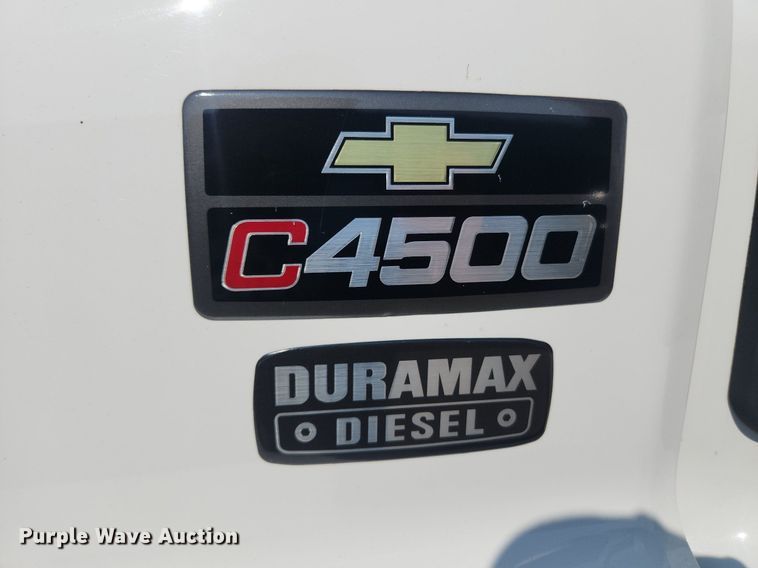 image for item LX9734 2008 Chevrolet C4500  dump truck