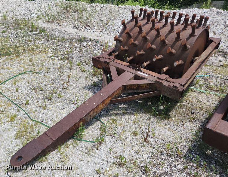 image for item LX9740 Sheepsfoot roller