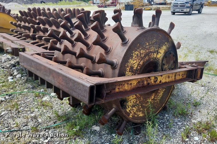 image for item LX9740 Sheepsfoot roller